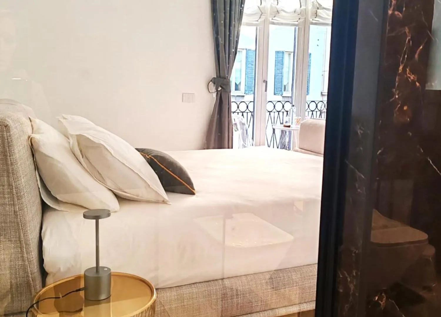 Maison d'hôtes Hotel B And G San Babila- Luxury In The Heart Of Milano - Design District